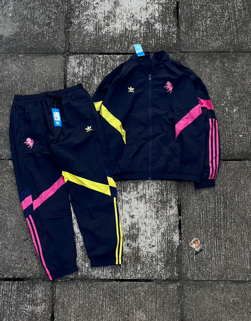 Adidas x Juventus Retro Tracksuit Set - Black/Neon Pink/Yellow